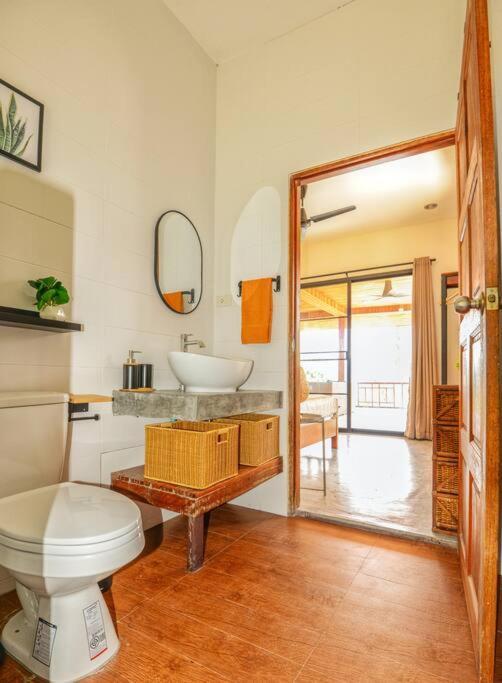 Tropical Villa Тау Экстерьер фото