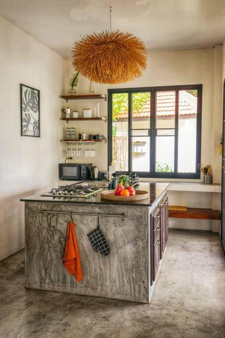 Tropical Villa Тау Экстерьер фото